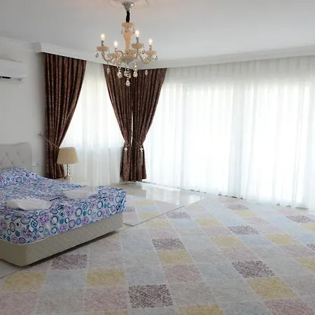 Vila Prima Villari *